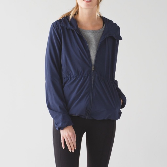 LULULEMON Belle Jacket SIZE 8 - Picture 1 of 11